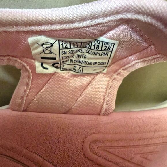 Skechers Unicorn Dreams Majestic Bliss Light-Up Sandal - Kids size 12 - Picture 7 of 7